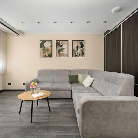 Διαμέρισμα Kameralne Na Starym Miescie By Renters Βρότσλαβ